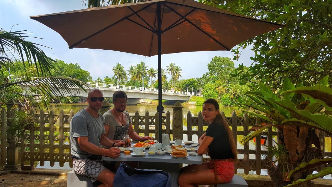 Luvi Lucas River Side Weligama Bagian luar foto